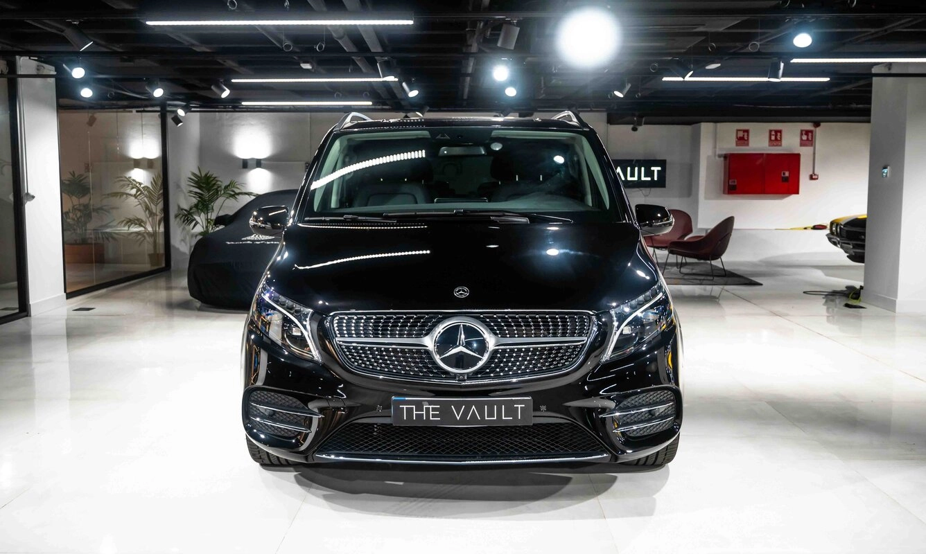 rent Mercedes-benz V Class L rent Mercedes-benz V Class L